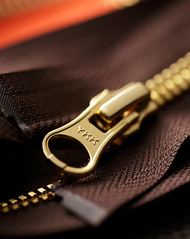 Metal zipper